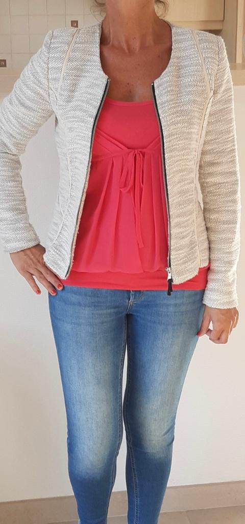 Veste beige, Vêtements | Femmes, Pulls & Gilets, Enlèvement ou Envoi, Porté, Taille 36 (S), Beige