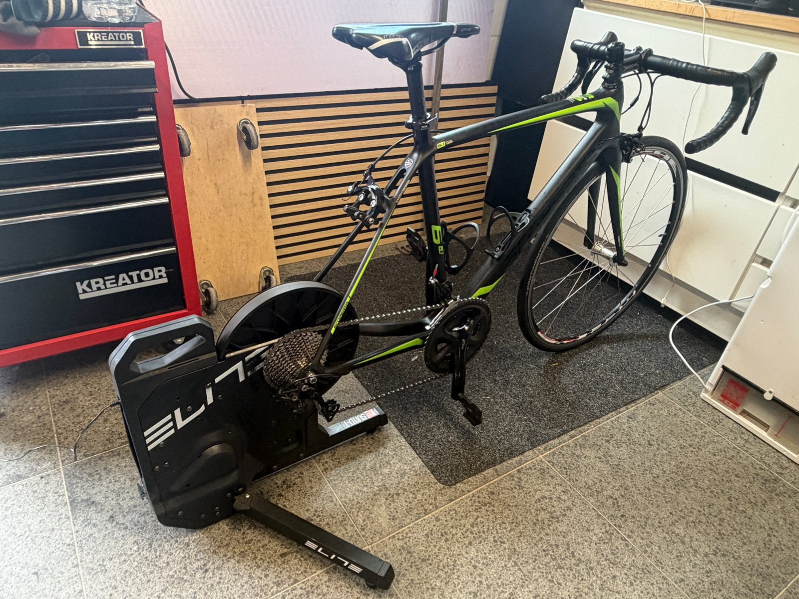 Rollentrainer indoor Elite Suito-t, Ophalen, Gebruikt, Benen, Hometrainer