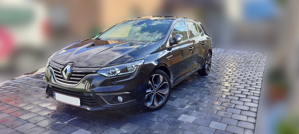 Renault Megane 1.2 TCe Energy Bose Edition, Auto's, Voorwielaandrijving, Parkeerassistent, 4 cilinders, Leder en Stof