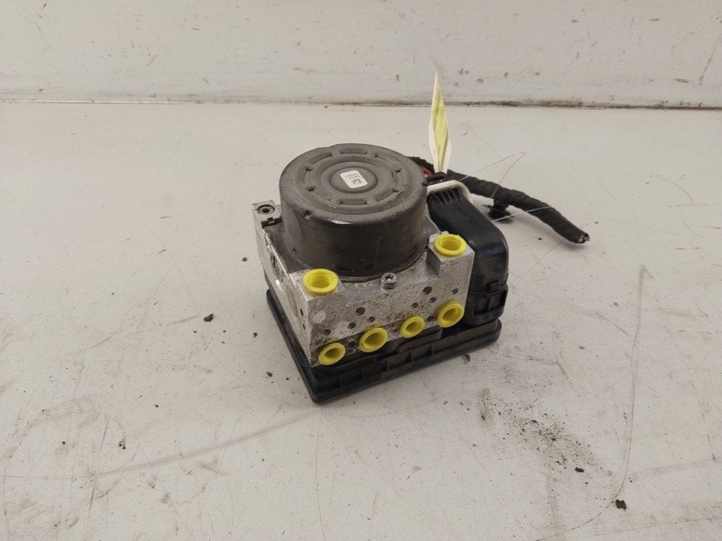 ABS POMP ABS C3 (SC) (|9817031680|1616763480|1682591680|), Gebruikt, Citroën, Sodener Straße 9
65824  Schwalbach, DE, Continental Aftermarket & Services GmbH