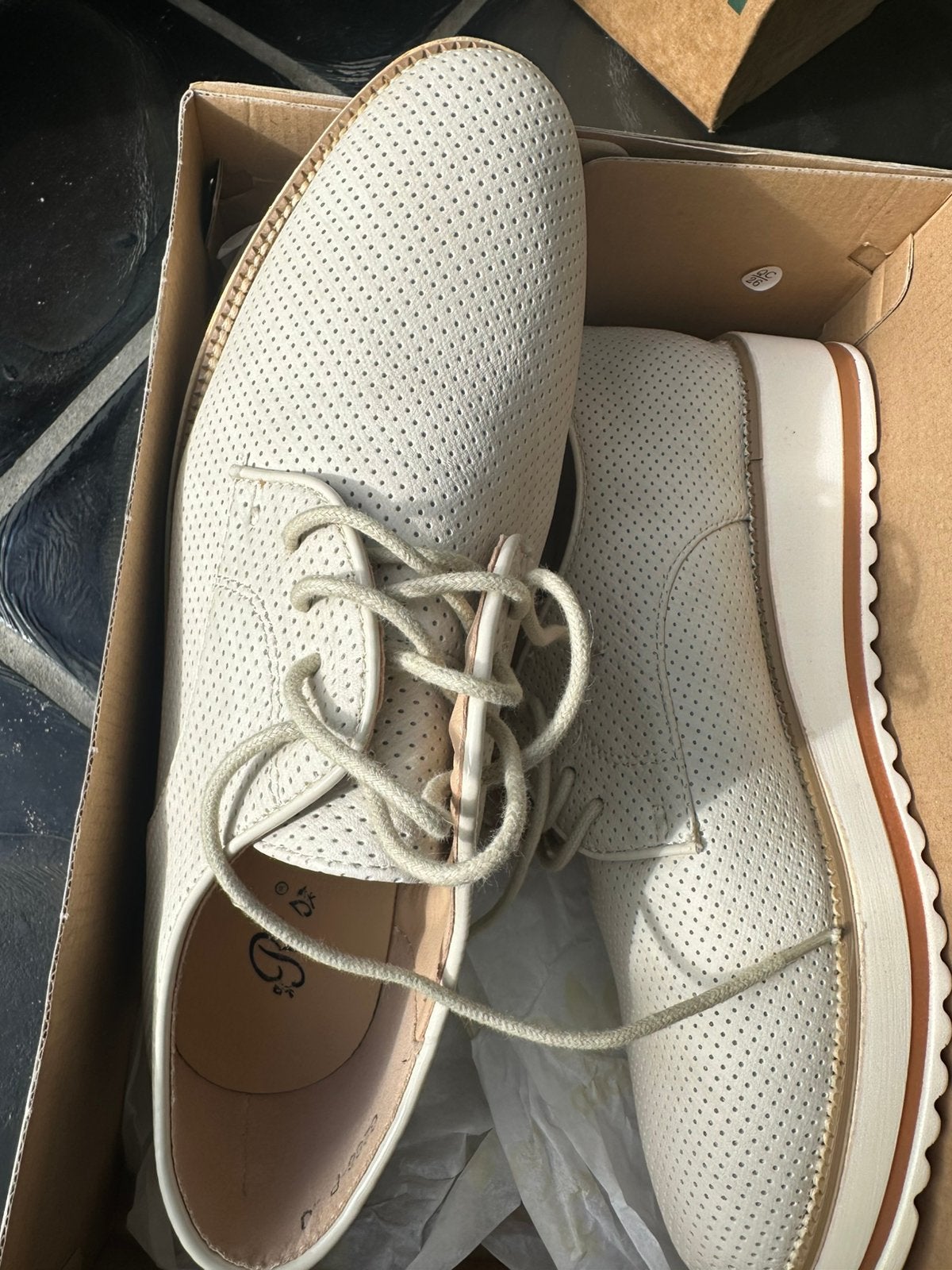 Schoen, Enlèvement, Comme neuf, Beige