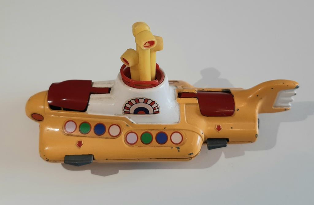 Corgi toys, the beatles,  yellow submarine 1969, Ophalen of Verzenden