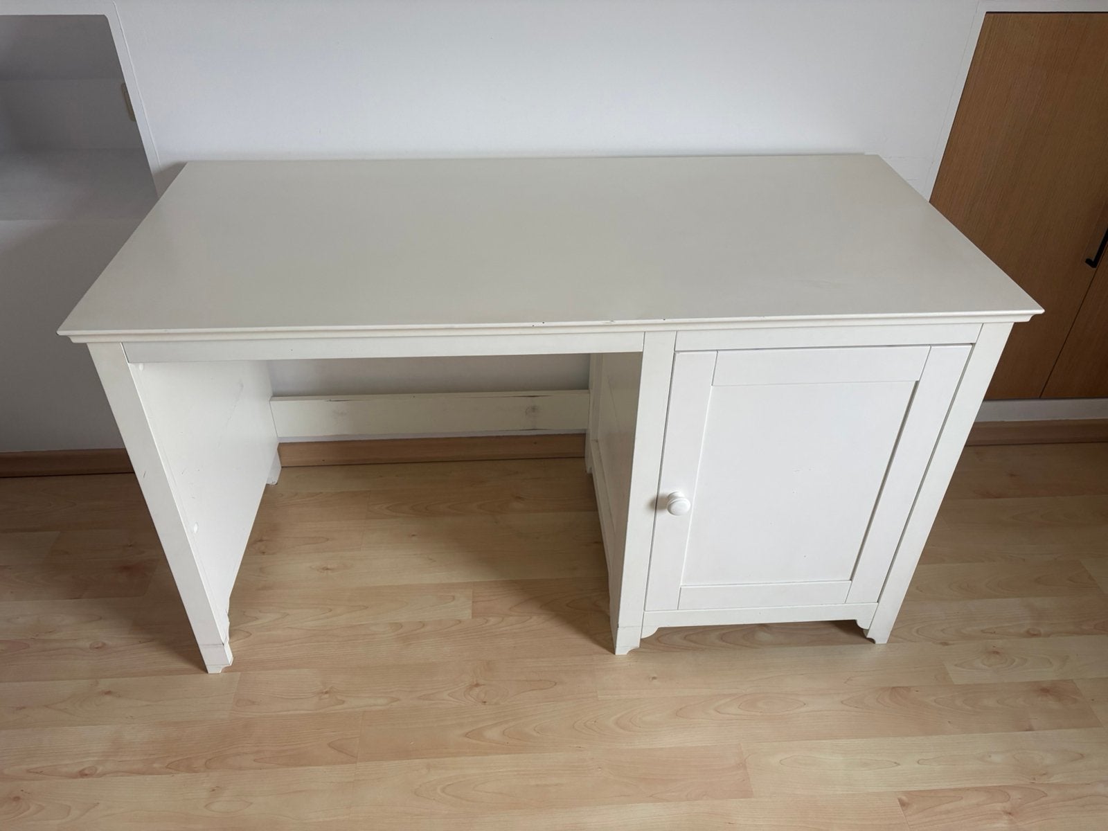 Witte bureau, Huis en Inrichting, Bureaus, Ophalen, Gebruikt
