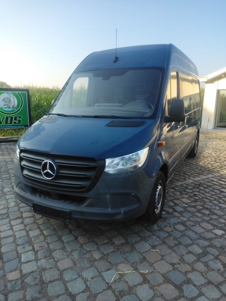 Mercedes Sprinter 2022 17000km L2H2 19500, Voorwielaandrijving, Dealer onderhouden, Stof, 4 cilinders