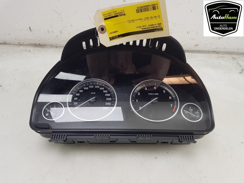 COCKPIT BMW 5 serie (F10) (|62109358975|9291408|), Gebruikt, BMW, Petuelring 130
80809  München, DE, Bayerische Motoren Werke AG