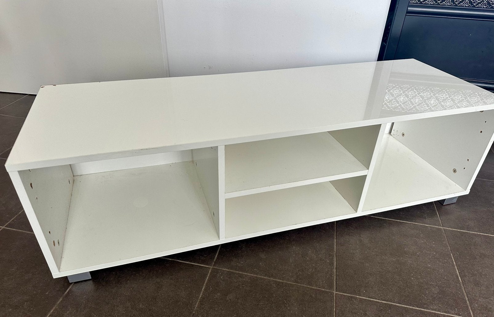 Gratis tv  kast, Ophalen, Zo goed als nieuw