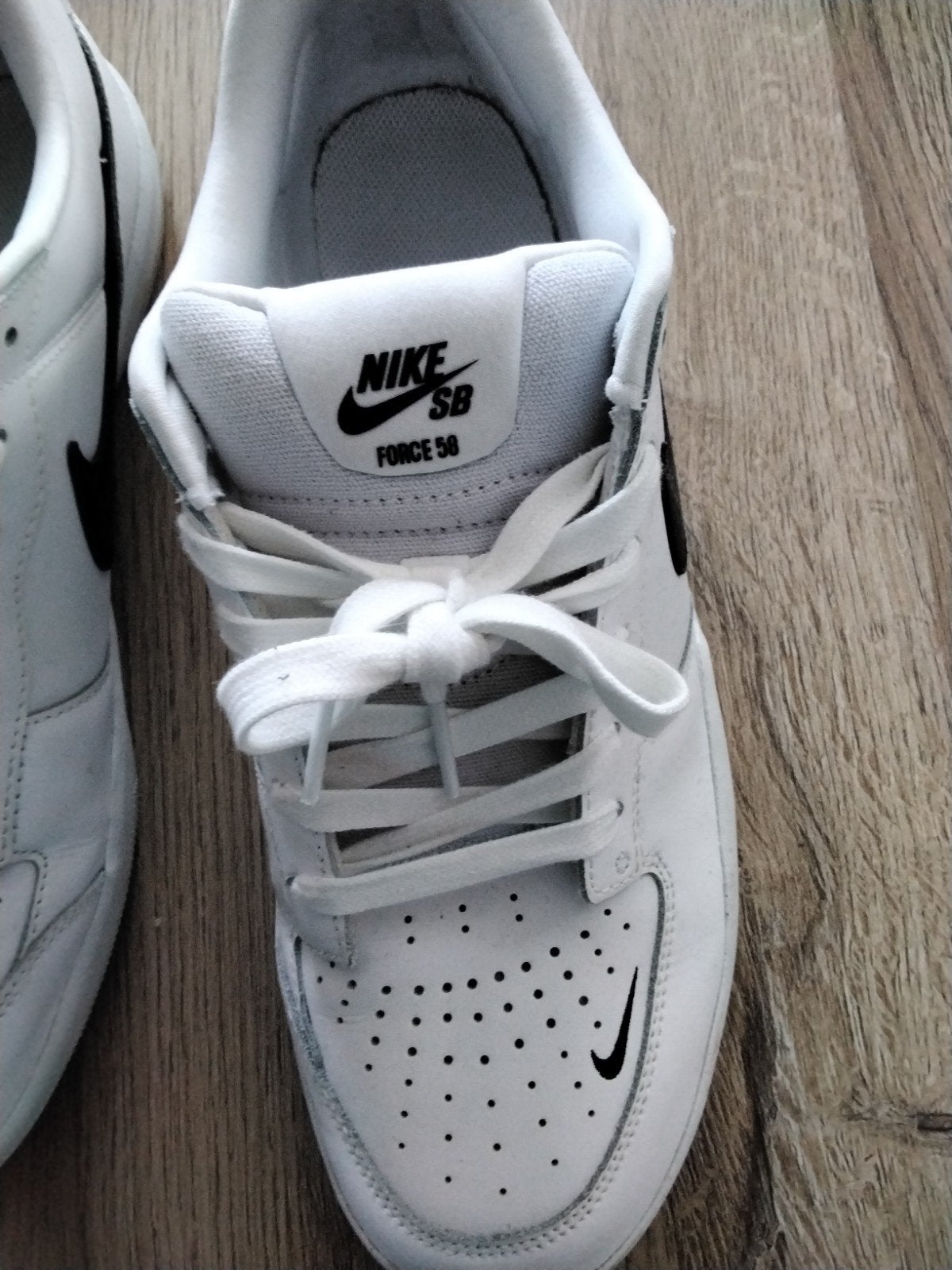 Chaussure NIKE SB FORCE pour homme, Vêtements | Hommes, Enlèvement ou Envoi, Blanc