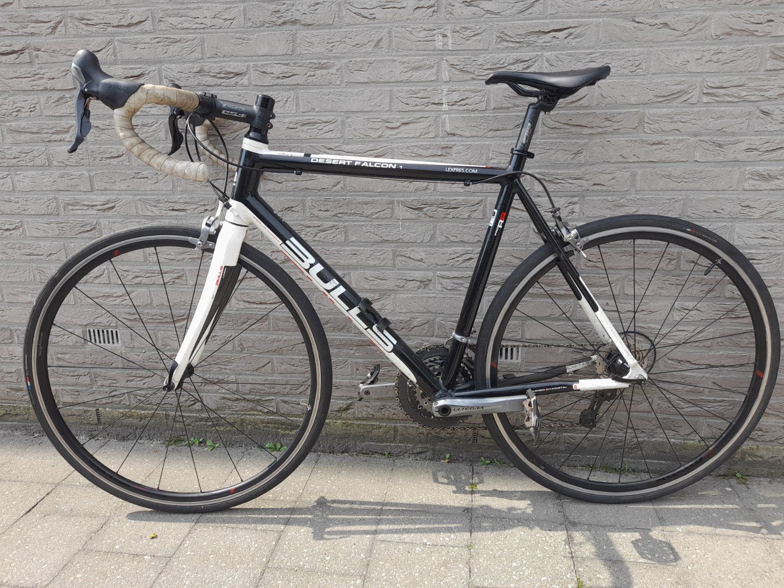 Prachtige Bulls koersfiets voor SPOTPRIJS !, Fietsen en Brommers, Ophalen of Verzenden