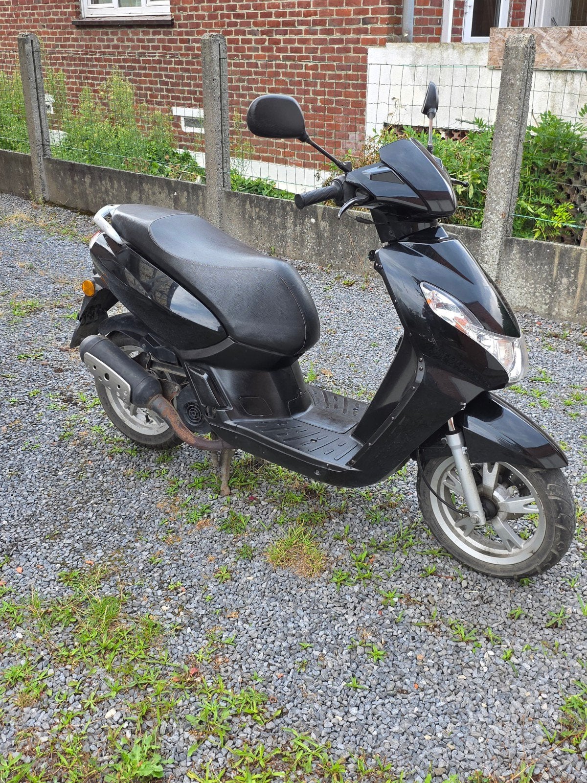 Scooter peugeot kisbee classe A 25km/h., Vélos & Vélomoteurs, Scooters | Peugeot, Autres modèles, Enlèvement, Utilisé, Deux-temps