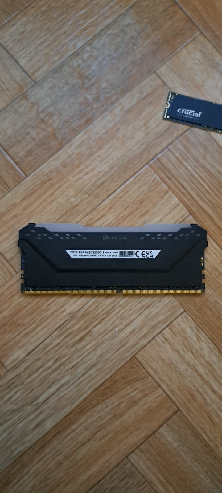 8 Go de mémoire DDR4 Corsair RGB à 3200 MHz, Informatique & Logiciels, Enlèvement ou Envoi, DDR4