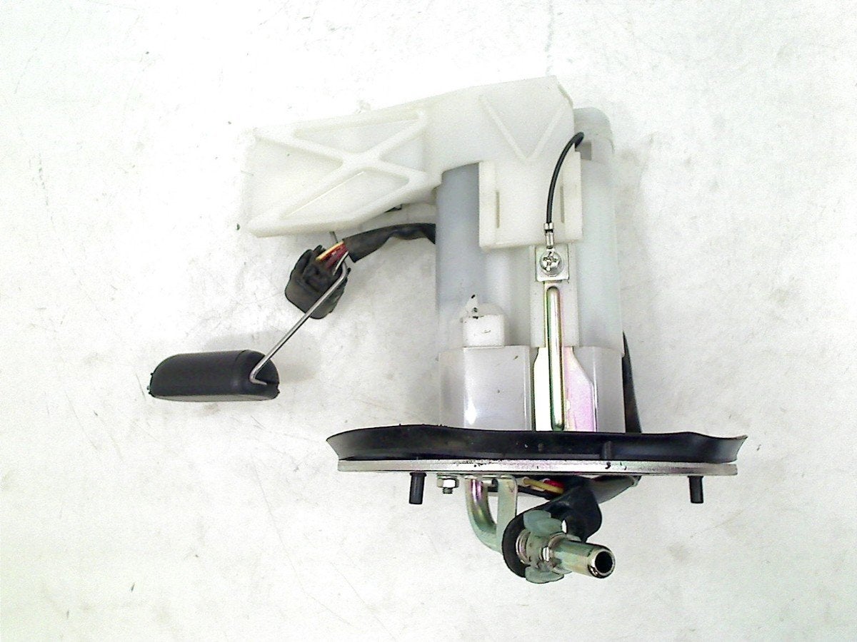 POMPE CARBURANT C Honda NC 750 D Integra (01-1970/-), Motos, Honda Center GmbH, Utilisé, Info@honda.de, Hanauer Landstraße  222-224
60314  Frankfurt am Main, DE