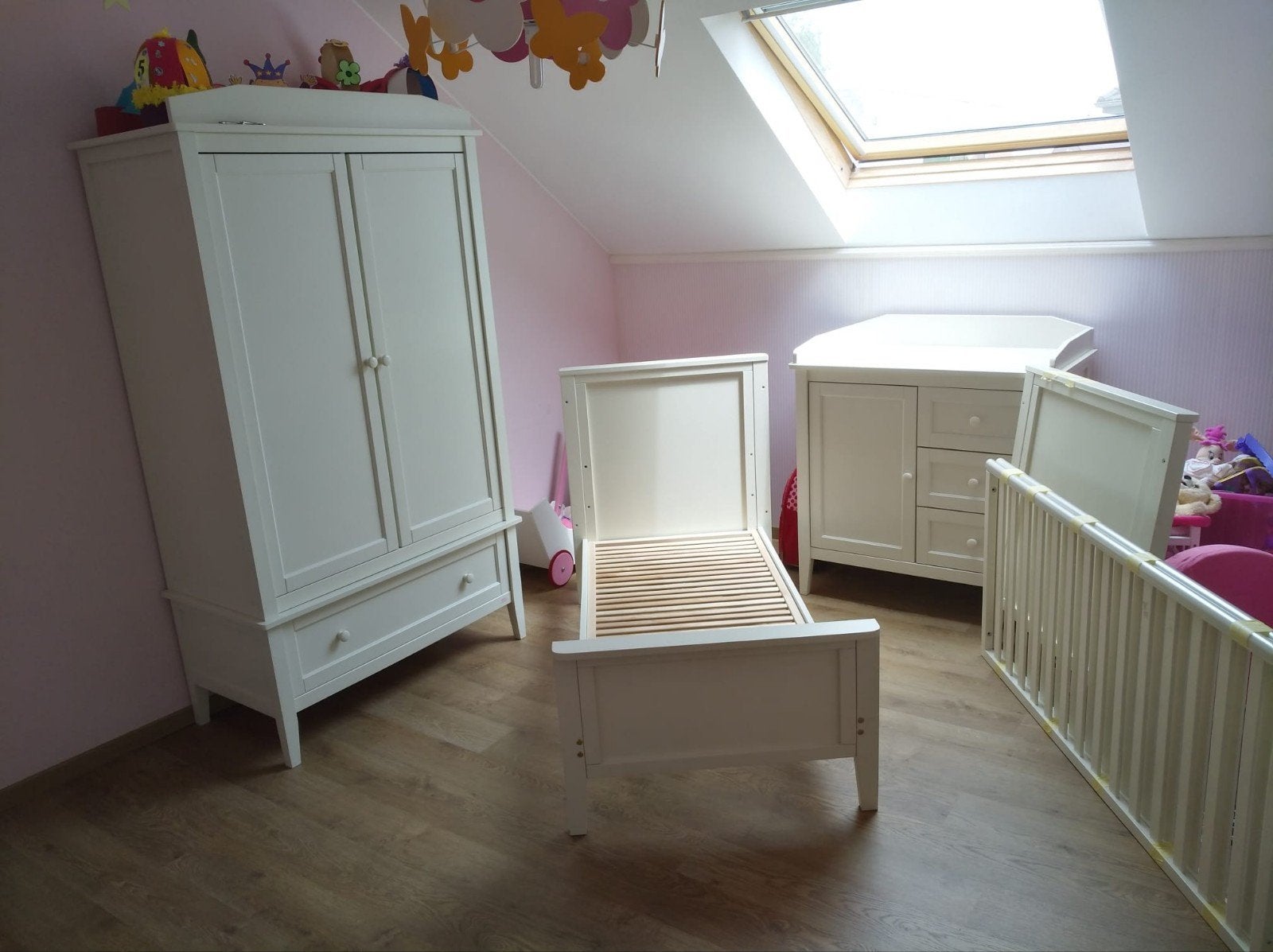 volledige baby-kinderkamer, Ophalen, Zo goed als nieuw, Lattenbodem