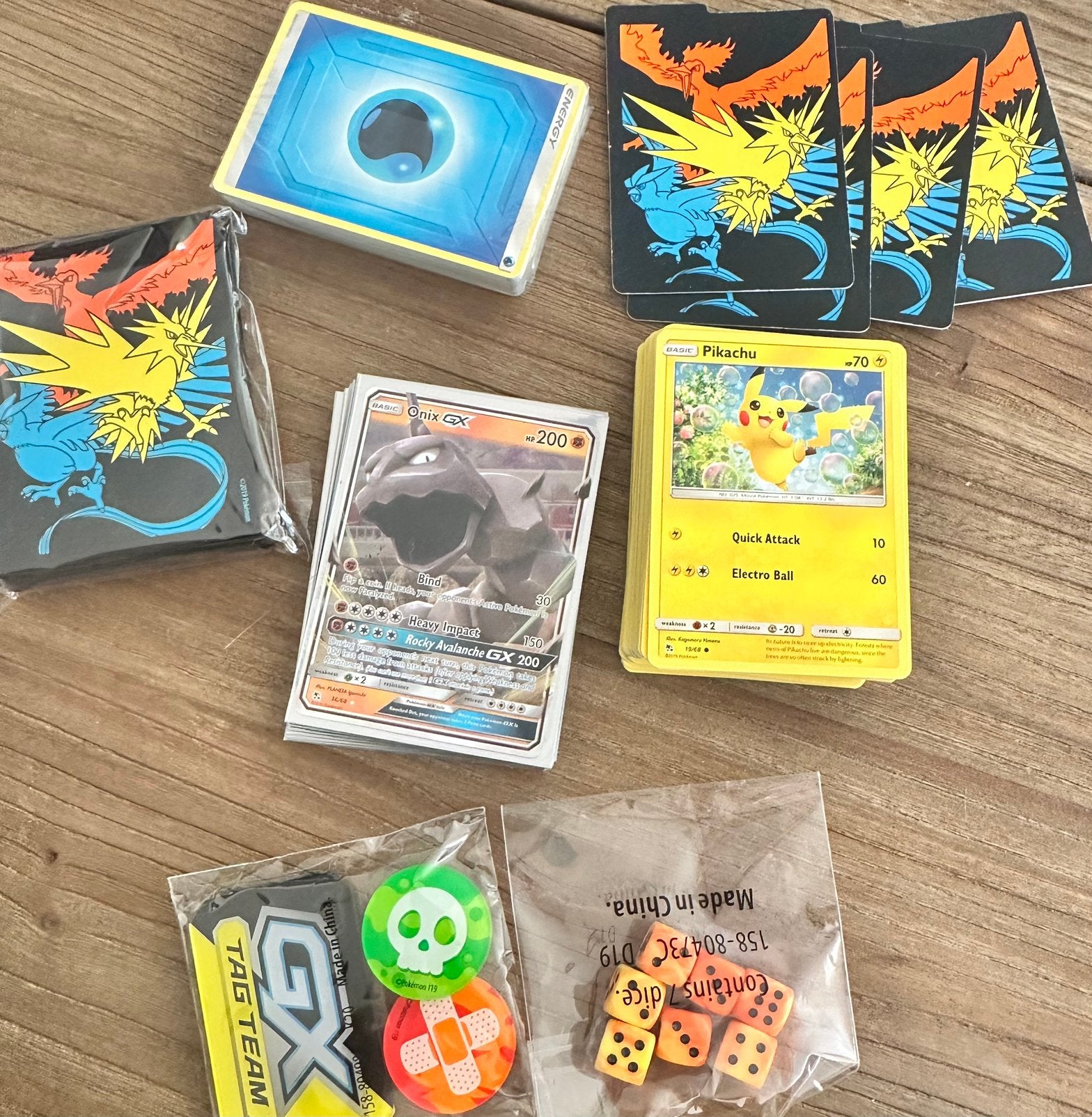 Hidden fates pokemon, Verzenden, Zo goed als nieuw