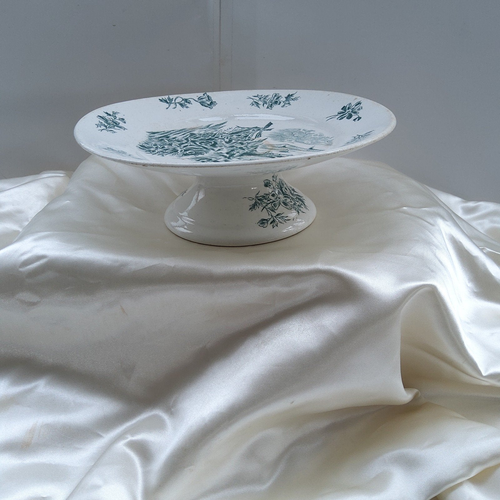 Antieke serveerschaal of taartplateau op voet. Ca 1900., Antiek en Kunst, Ophalen of Verzenden