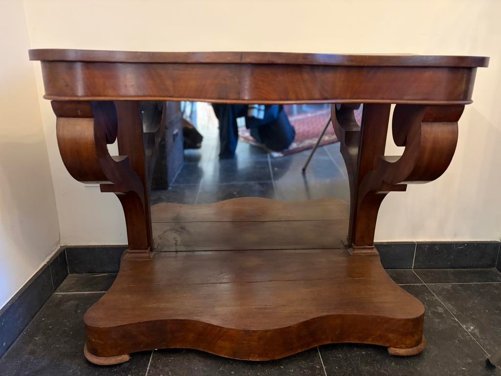 Antieke consoletafel in Biedermeier-stijl, Ophalen