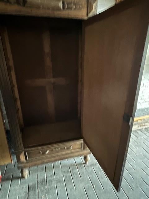 Armoire d'entrée ancienne avec miroir, Enlèvement