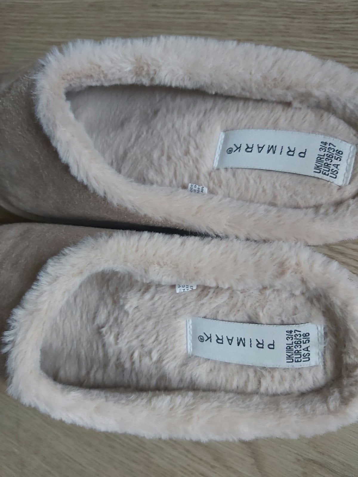 chaussons chauds en laine taille 36/37 beiges, Vêtements | Femmes, Enlèvement, Comme neuf, Beige