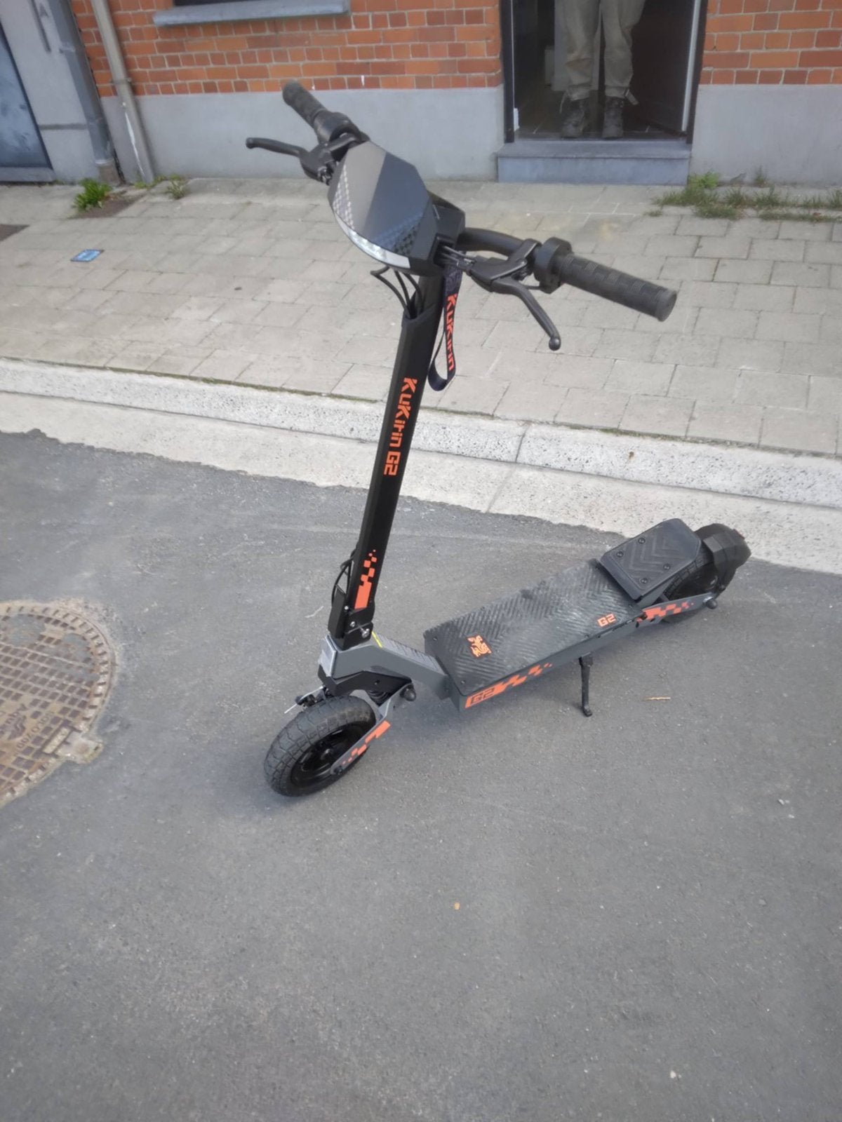 Kukerin g2 met 130 km, Ophalen, Zo goed als nieuw