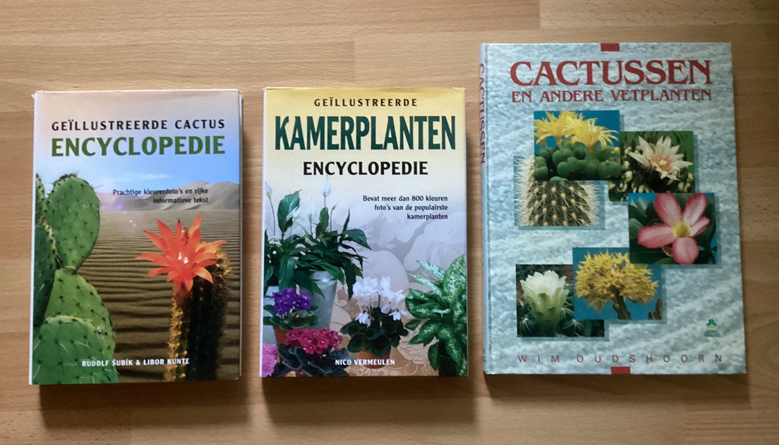 Boeken Cactussen en Kamerplanten, Boeken, Ophalen of Verzenden