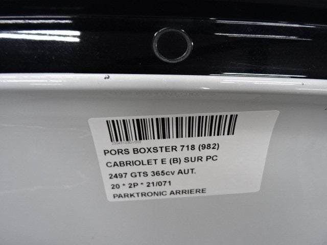 CAPTEUR AIDE AU STATIONNEMENT Porsche 718 Boxster (982), Porsche Deutschland GmbH, Porscheplatz 1
70435  Stuttgart, DE, Porsche