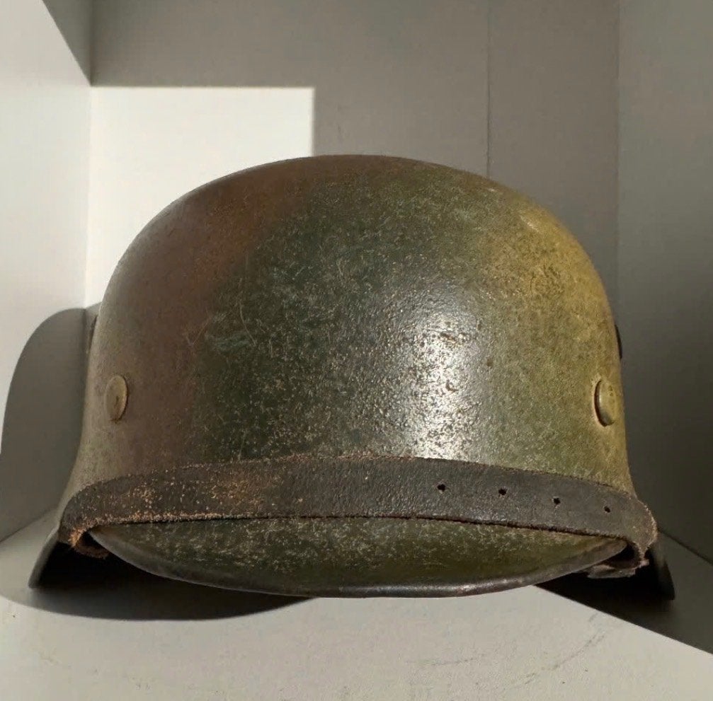 casque allemand m40 camouflé lire description !, Collections, Enlèvement, Armée de terre, Casque ou Béret
