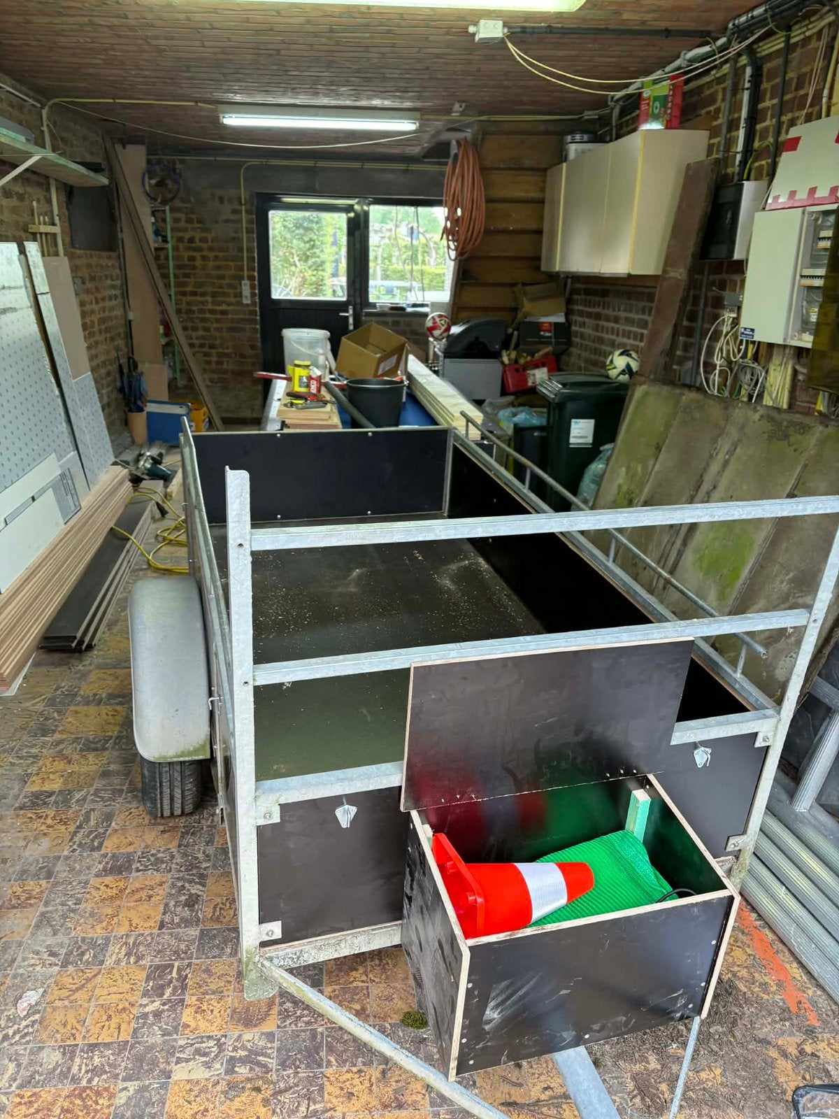 Aanhangwagen, Enlèvement, Comme neuf