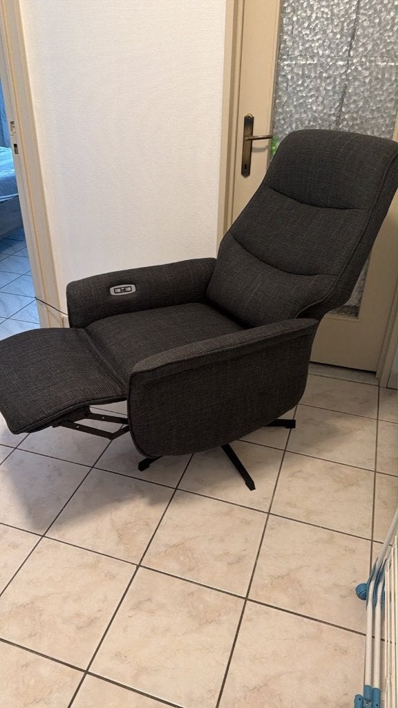 Comfortabele elektrische relaxfauteuil van Leen Bakker, Huis en Inrichting, Ophalen, Zo goed als nieuw, Stof