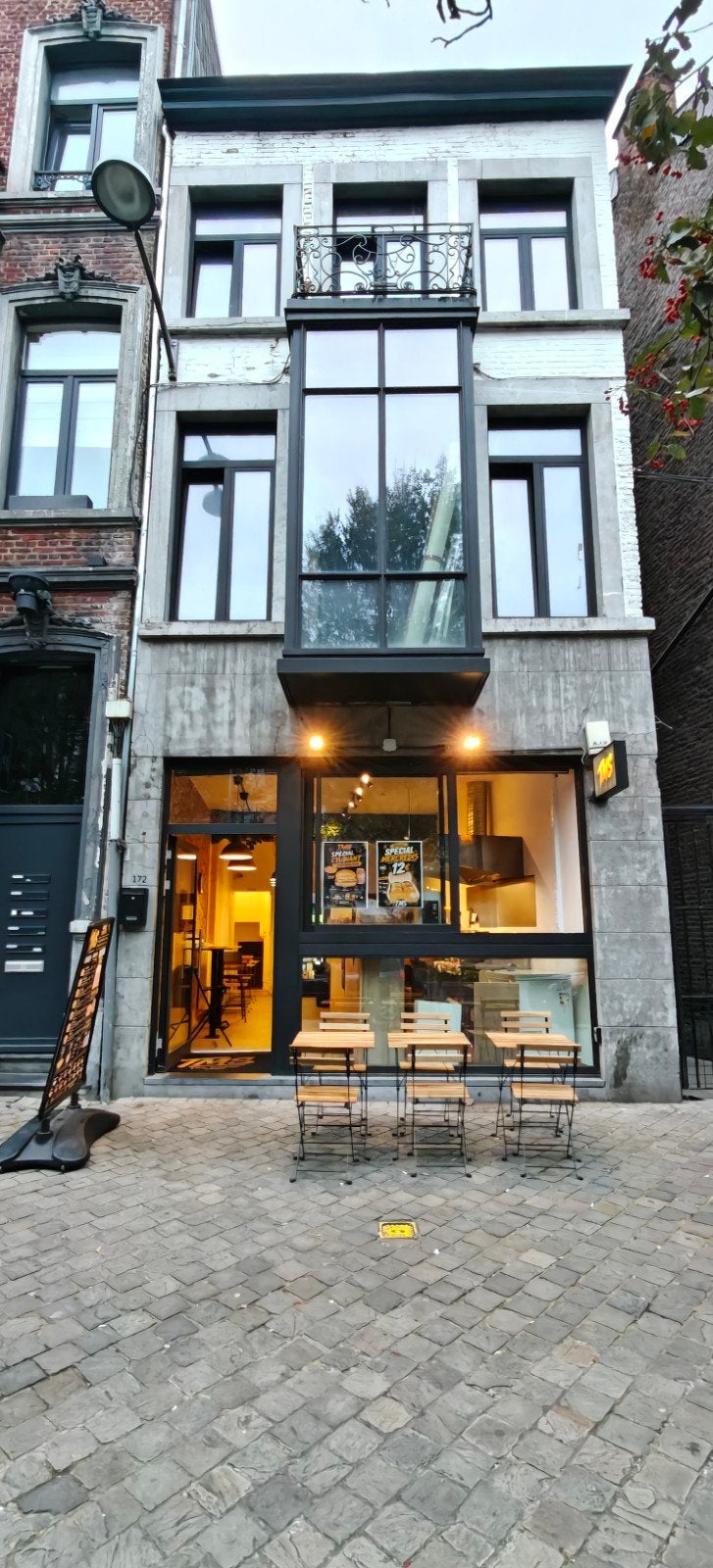 Fond de commerce à vendre centre de liège, Zakelijke goederen, Kantoorruimte