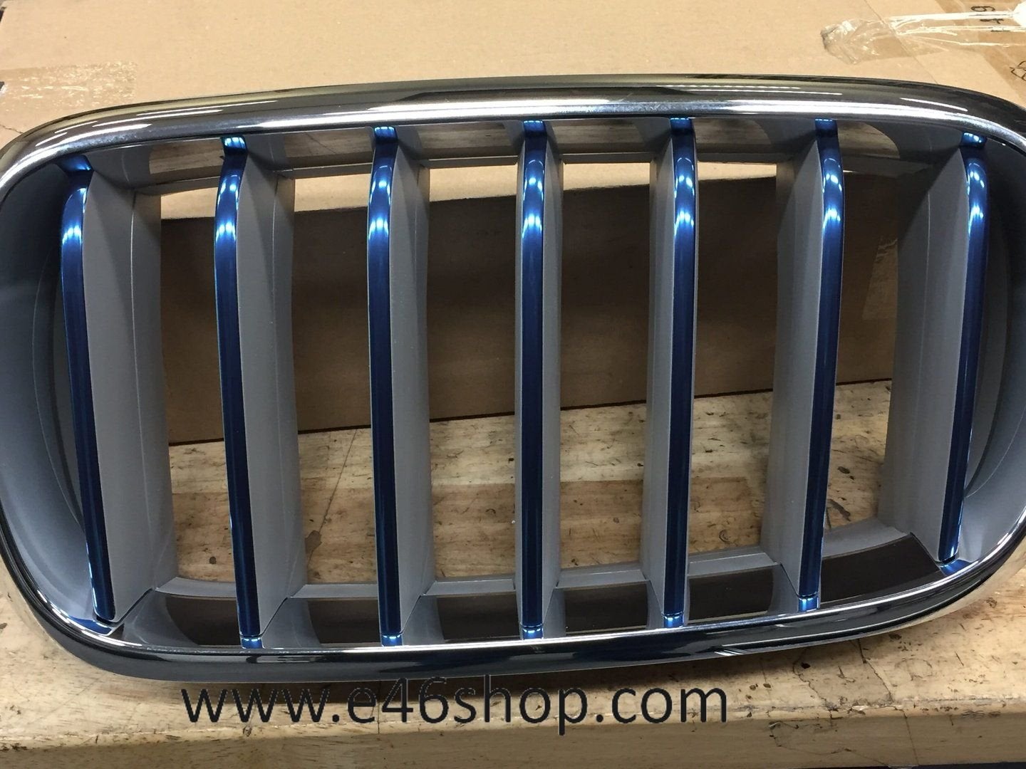 Grille nieren BMW X5 F15 links "blauw " oe 7474380 NIEUW BMW, -, -, Nieuw, Ophalen of Verzenden