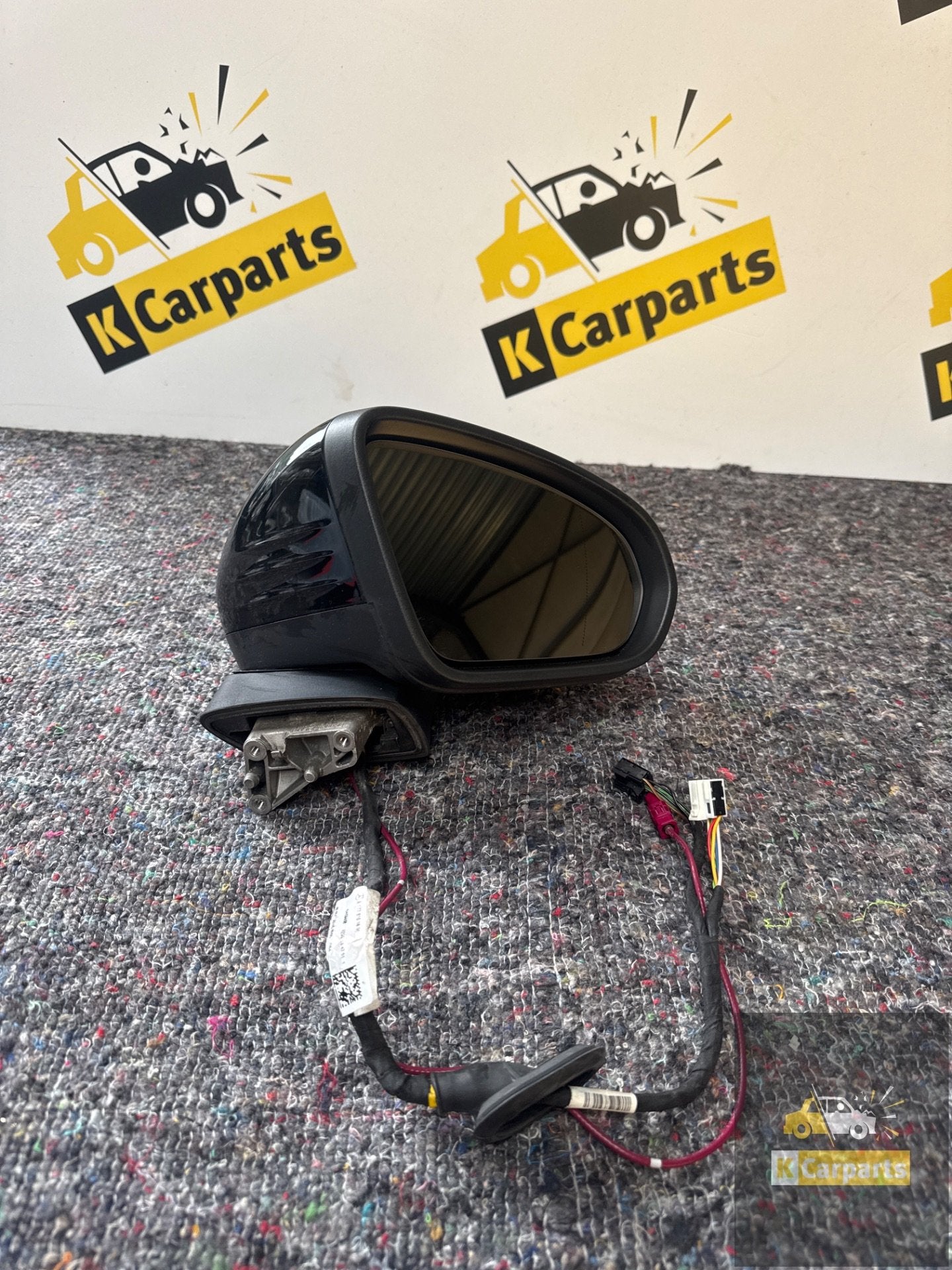 Mercedes A klasse W177 Rechts Buiten spiegel A1778101800, Gebruikt, Mercedes-Benz AG, Mercedes-Benz, Mercedesstrasse 120
70372  Stuttgart, DE