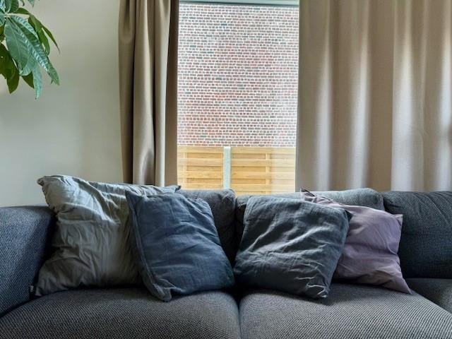 Coussin Ikea, Maison & Meubles, Accessoires pour la Maison | Coussins, Enlèvement, Comme neuf, Gris, Rectangulaire
