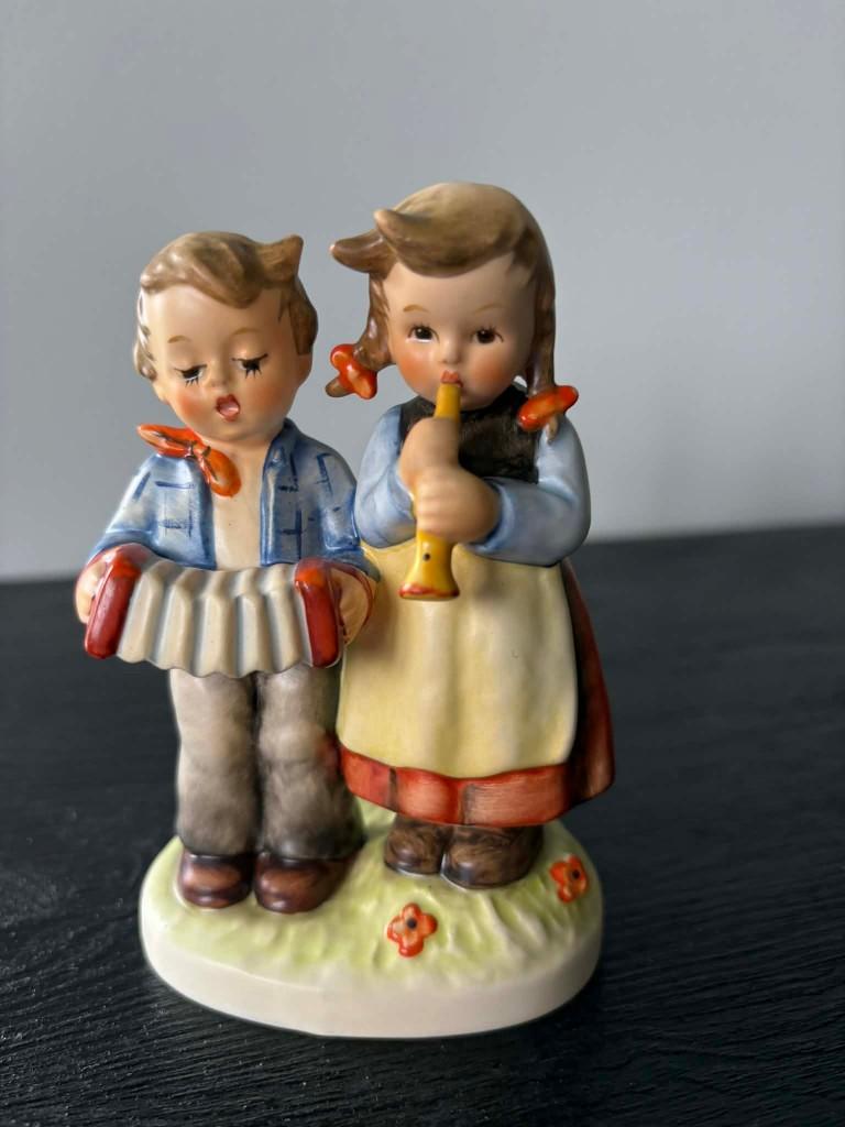 Hummel Goebel, Birthday serenade, Ophalen of Verzenden, Zo goed als nieuw, Hummel