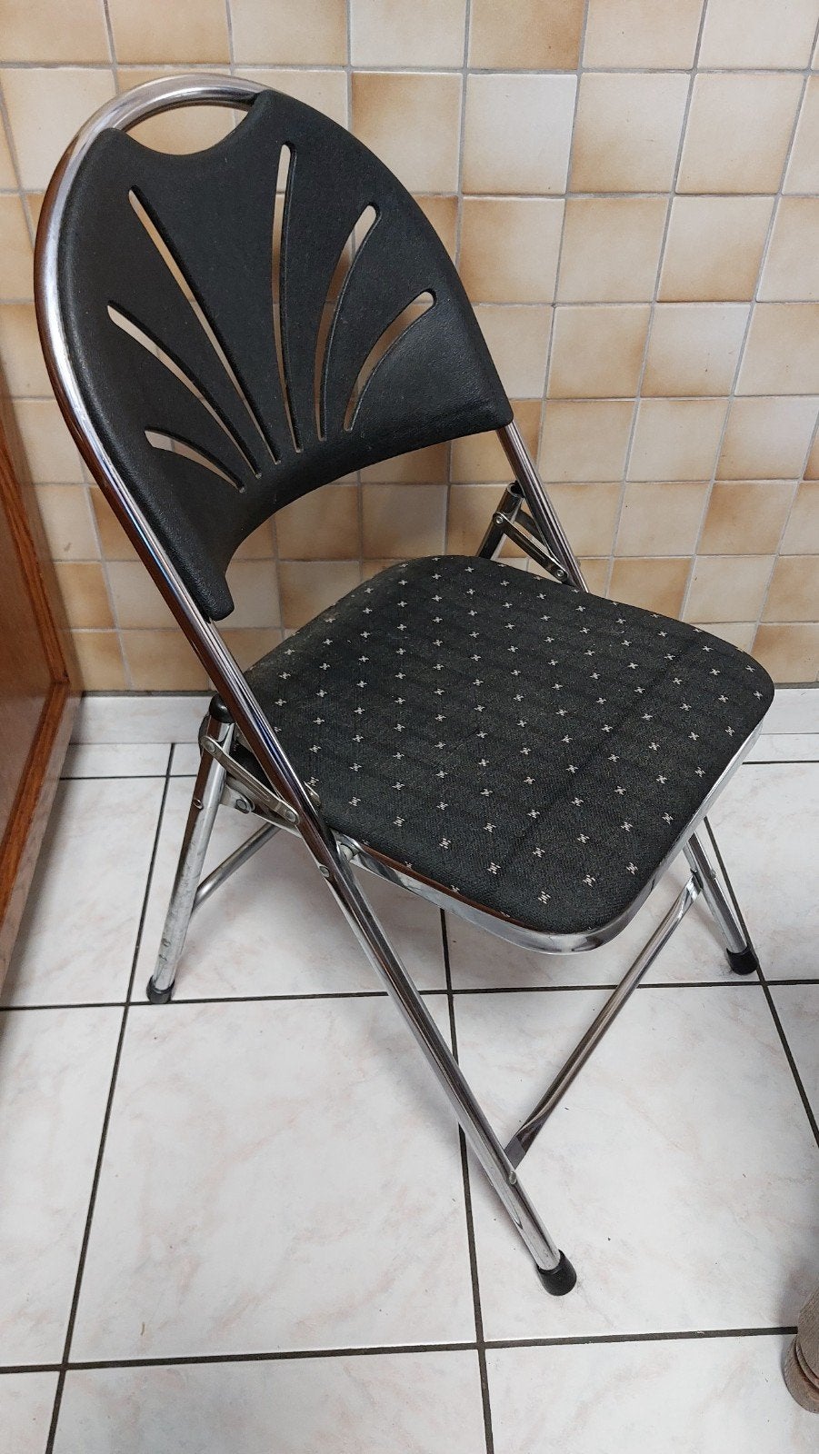 4 Klapstoelen, Ophalen