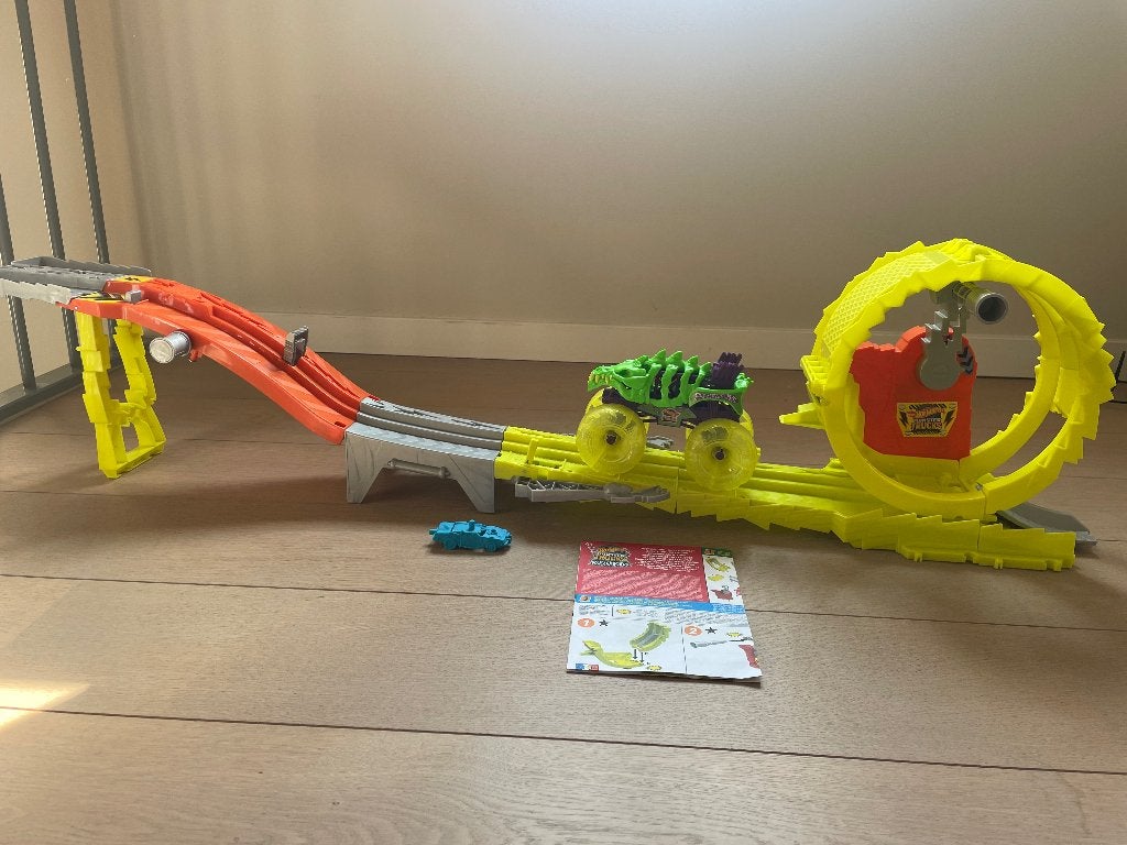 Hot wheels monster truck power smasher, Racebaan, Ophalen of Verzenden, Zo goed als nieuw, Hot Wheels