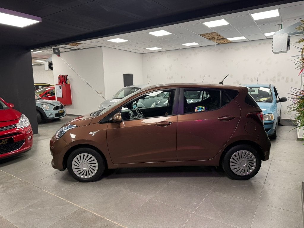 HYUNDAI i10 BENZINE 2018/EURO6/TOP STAAT, Auto's, Hyundai, Bluetooth, Bruin, Bedrijf, I10
