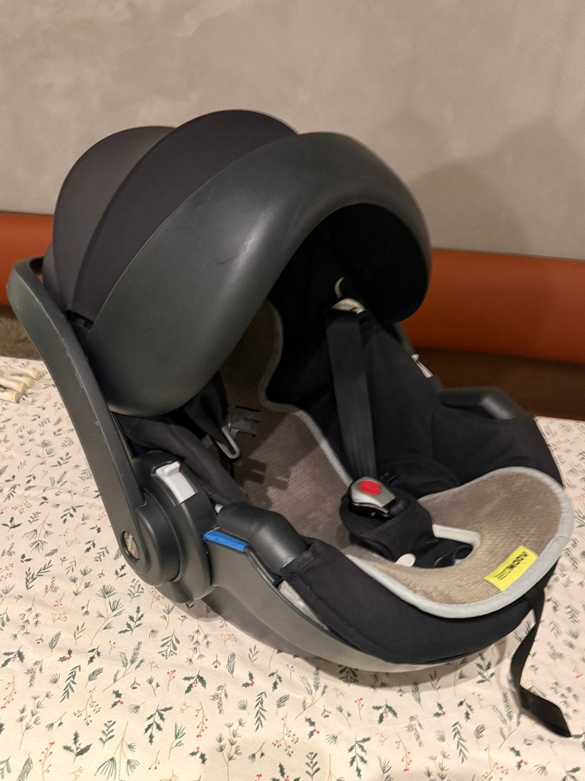 Cosy babyzen + base isofic, Enfants & Bébés, Autres marques, Enlèvement, Utilisé, 0 à 10 kg