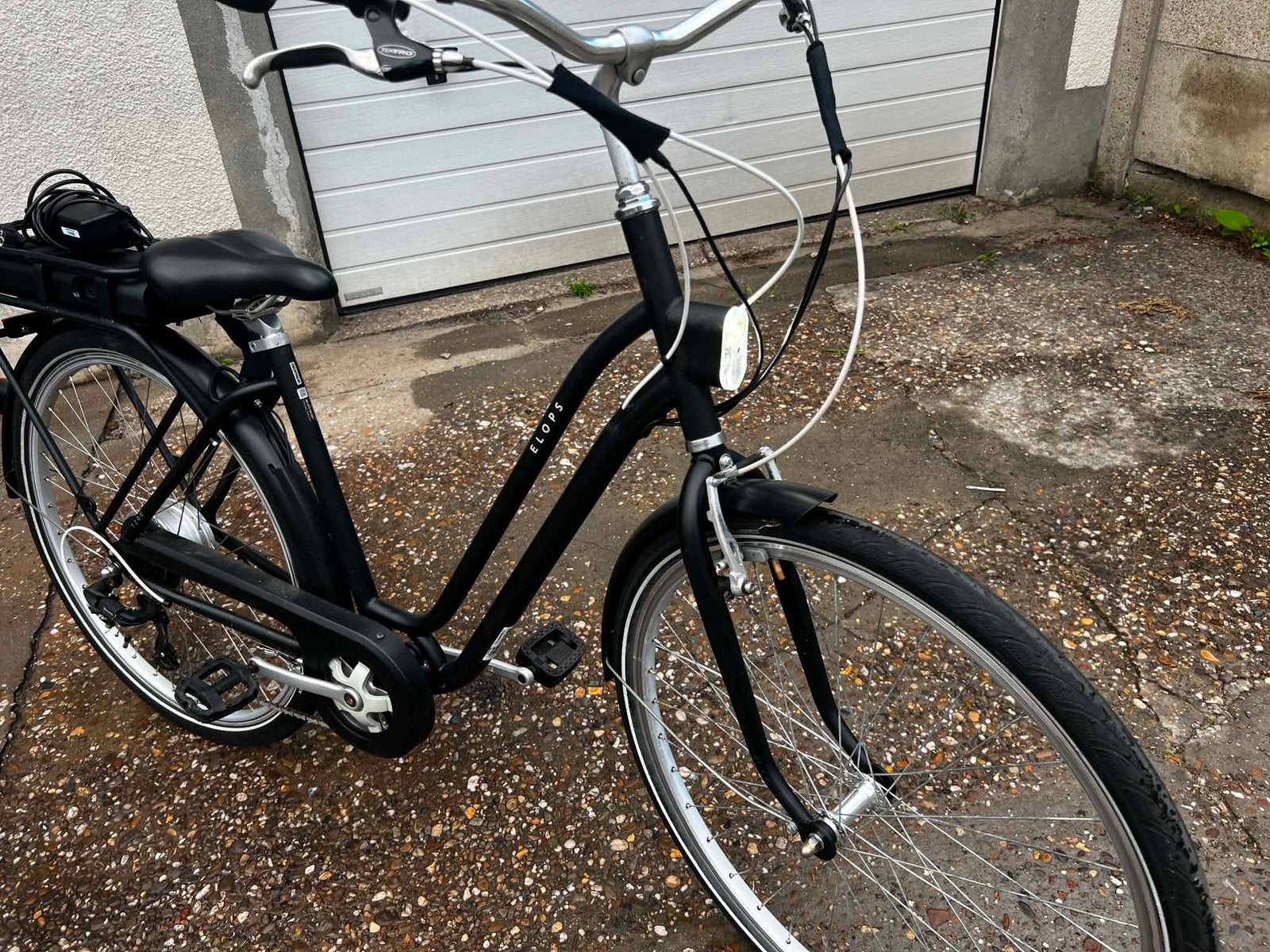 Elektrische fiets 28 inch, Fietsen en Brommers, Elektrische fietsen, Ophalen, Zo goed als nieuw