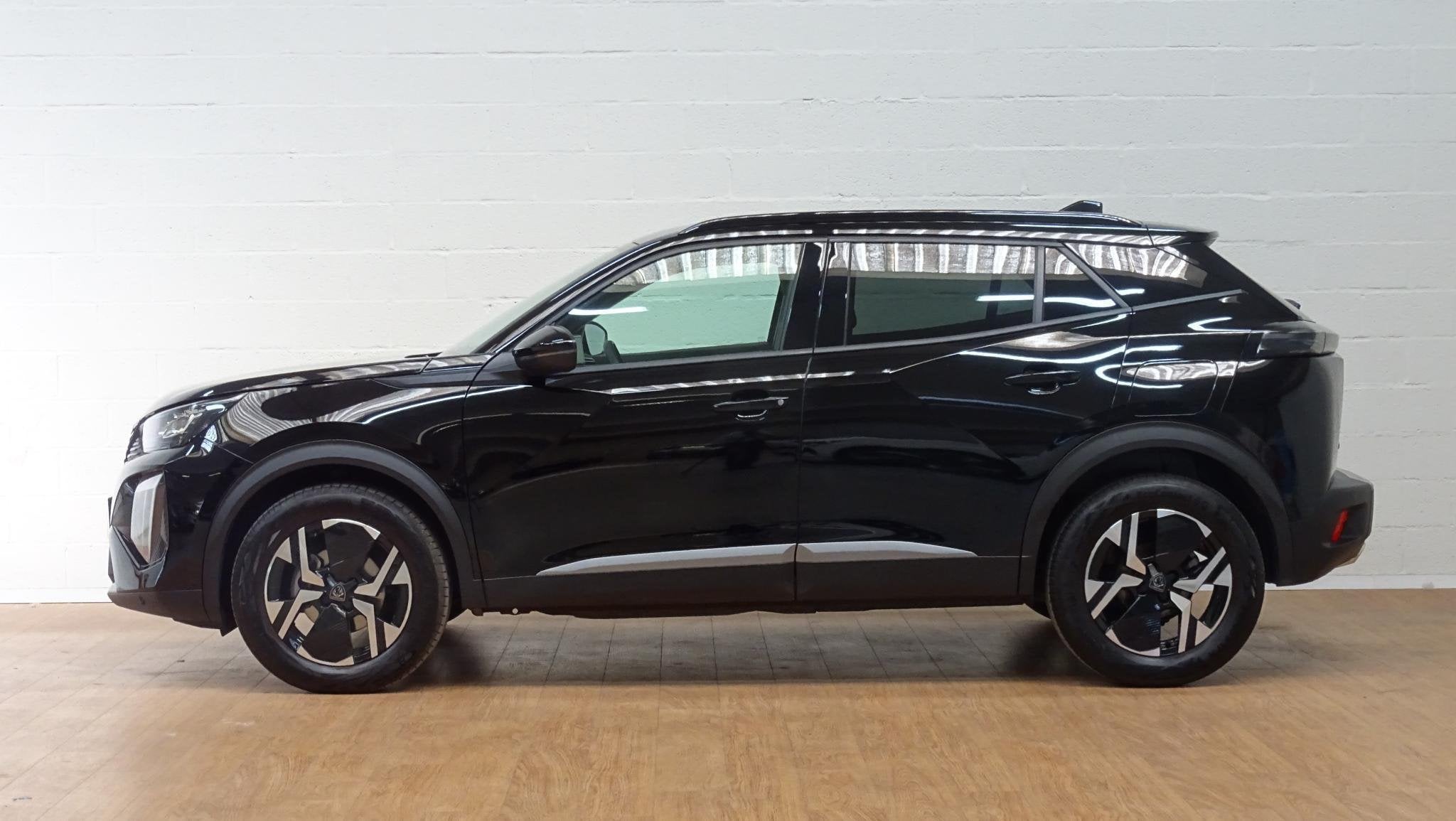 Peugeot 2008 1.2 HYBRID 145 e-DSC6 Allure, Stof, Gebruikt, Zwart, 5 zetels