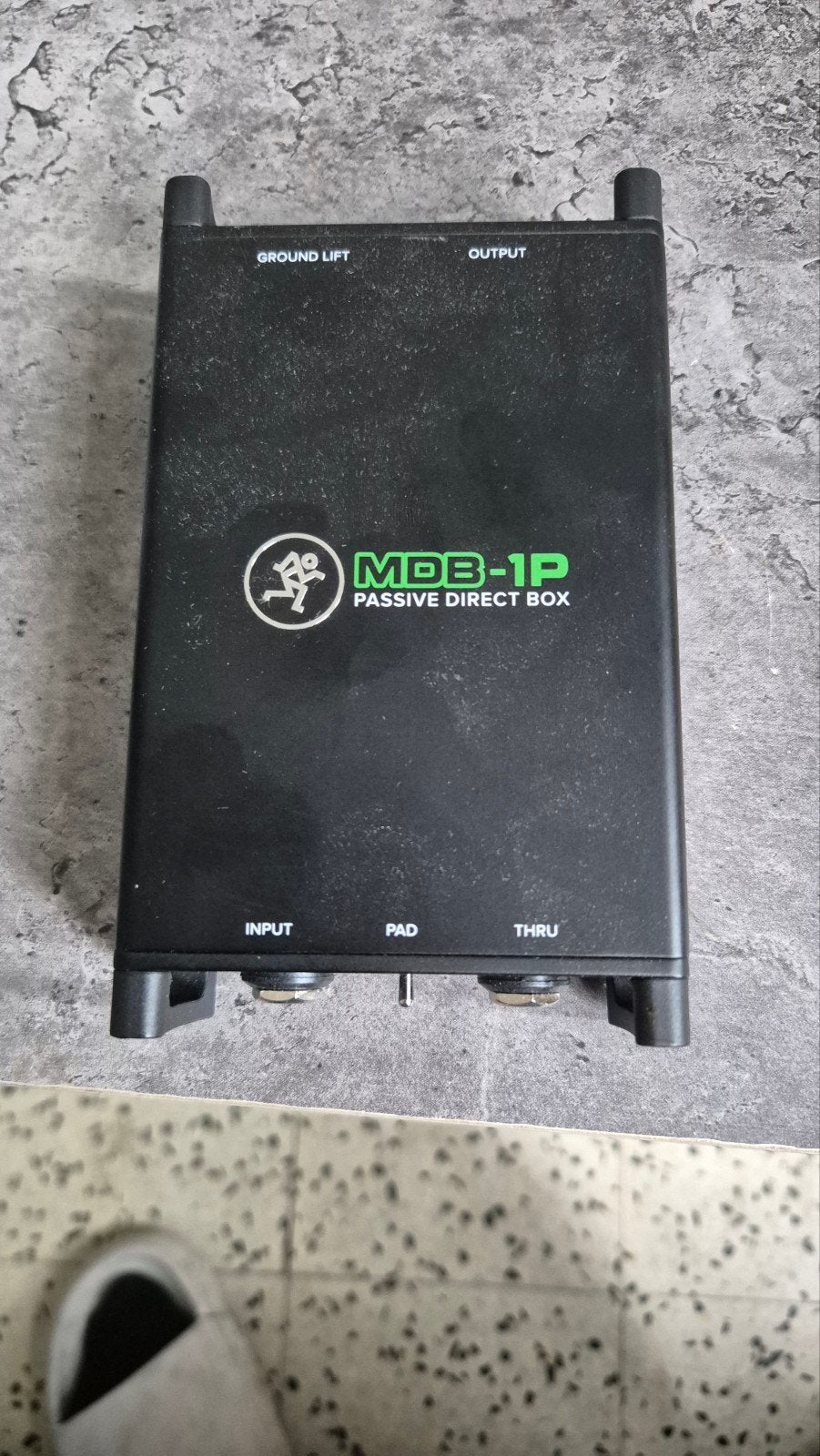 Mackie MDB-1P passieve DI, Ophalen