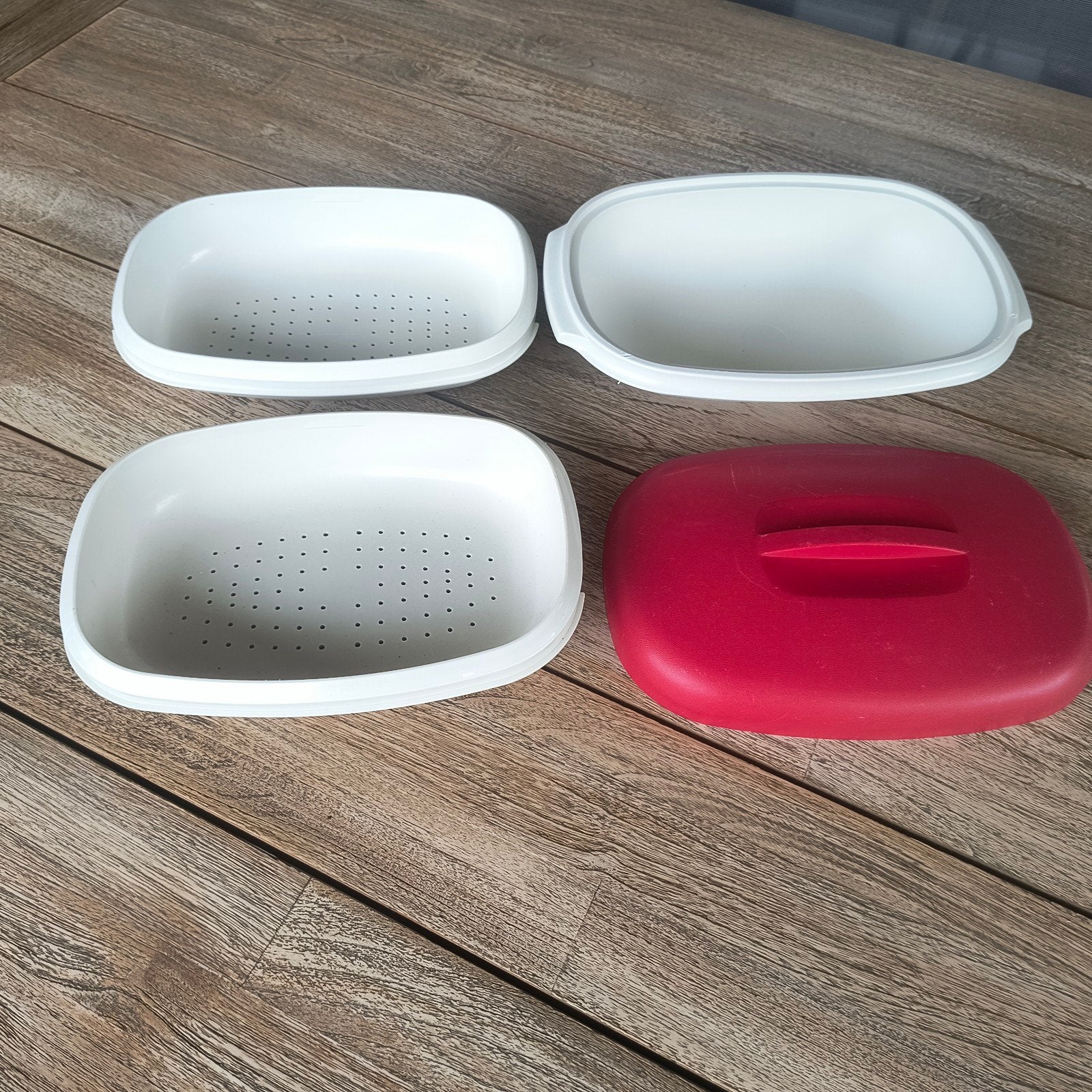 Tupperware serveer bakjes

Ophalen in Lanaken
Verzendkost, Huis en Inrichting, Ophalen of Verzenden