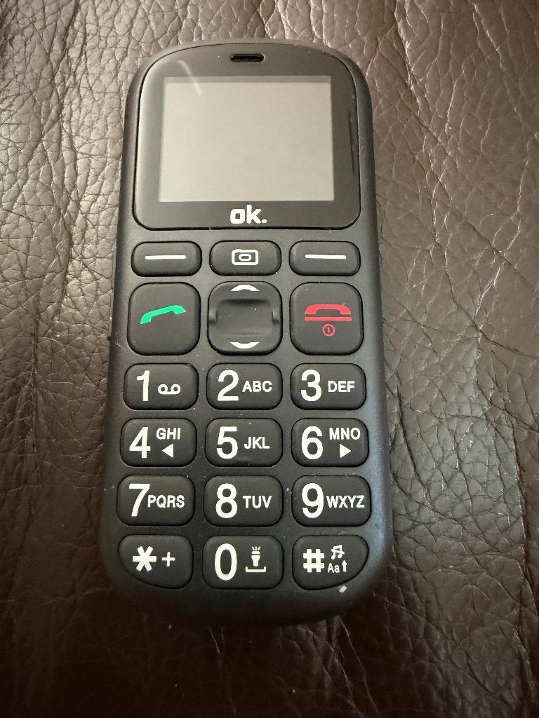 GSM grote toetsen, Telecommunicatie, Mobiele telefoons | Batterijen en Accu's, Nieuw, Ophalen of Verzenden
