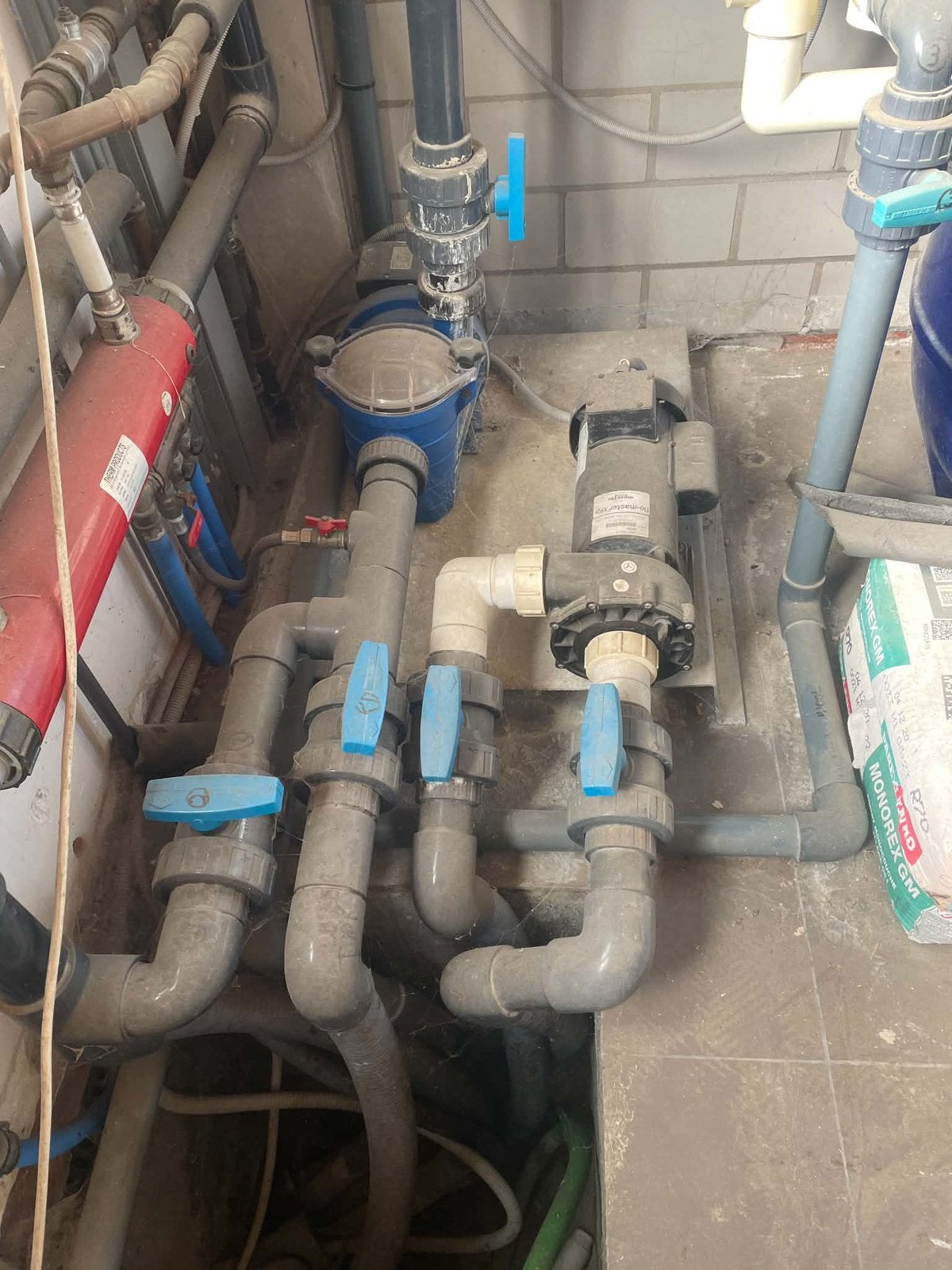 Complete jacuzzi met technische installatie en zandfilter, Tuin en Terras, Ophalen, Gebruikt, Vast, Inbouw