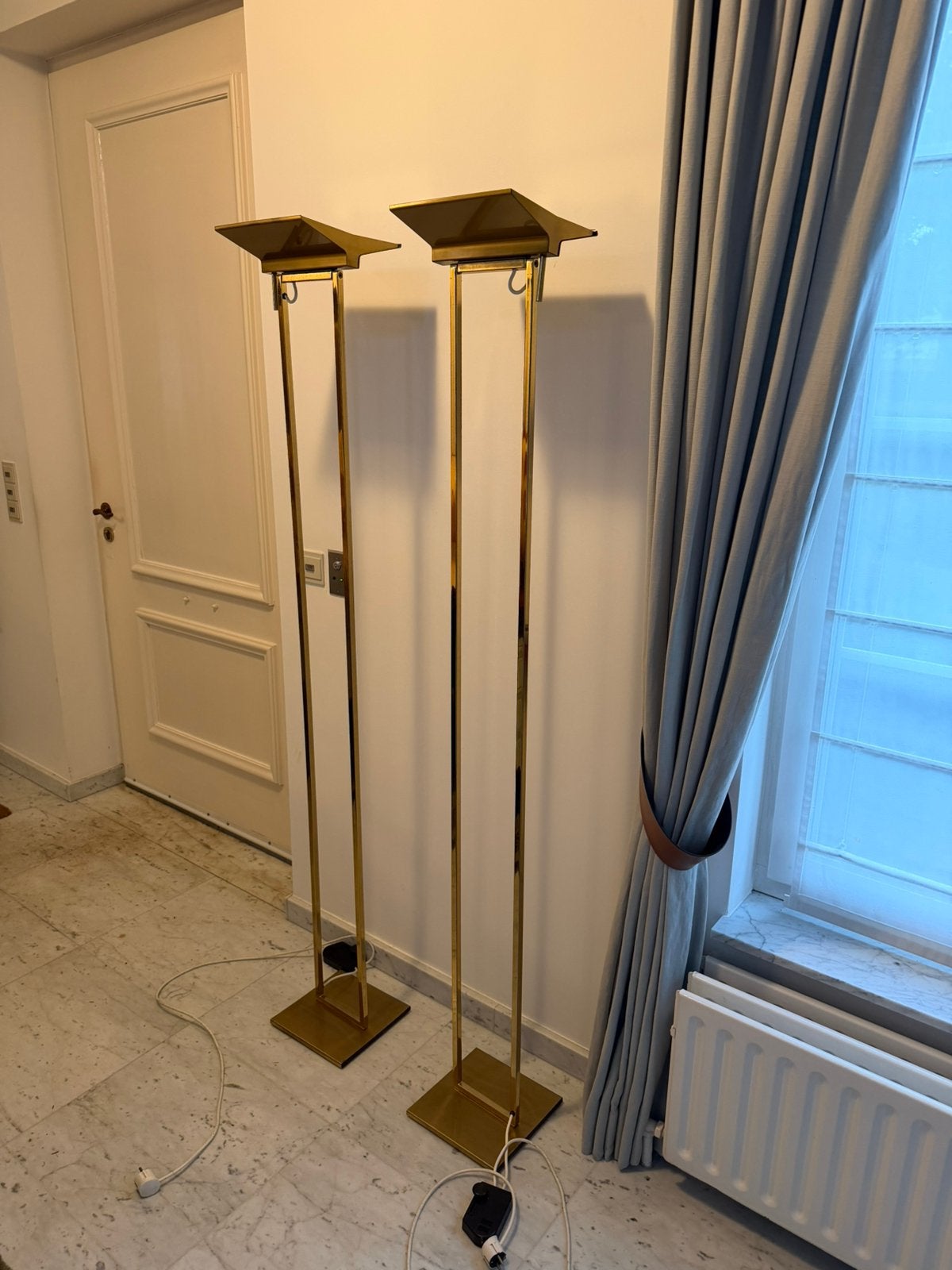 Set van 2 vintage messing lampen “Olympia” Belgo Chrom, Huis en Inrichting, Lampen | Vloerlampen, Ophalen, Zo goed als nieuw
