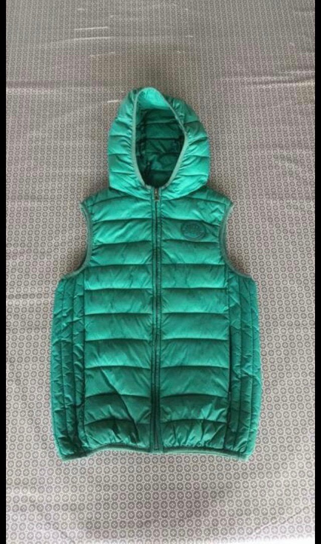 Doudoune sans manches Okaidi taille 12 ans, Enlèvement ou Envoi, Comme neuf, Garçon ou Fille, Pull ou Veste