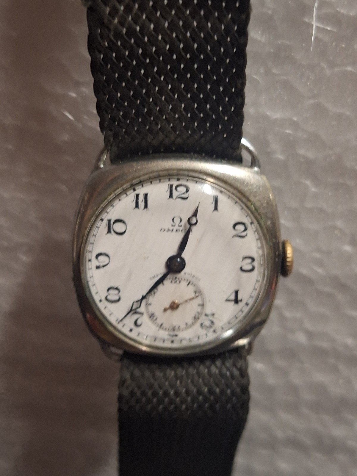 Omega horloge genaamd trenchkussenhoes, Verzamelen, Militaria | Tweede Wereldoorlog, Ophalen of Verzenden