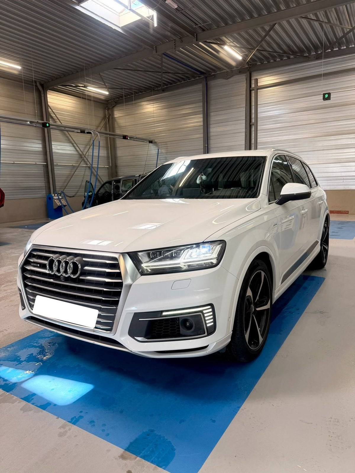 Magnifique Audi Q7 E-TRON/3X S-Line /2018/Excellent état !, Autos, Achat, Euro 6, 5 portes, Automatique