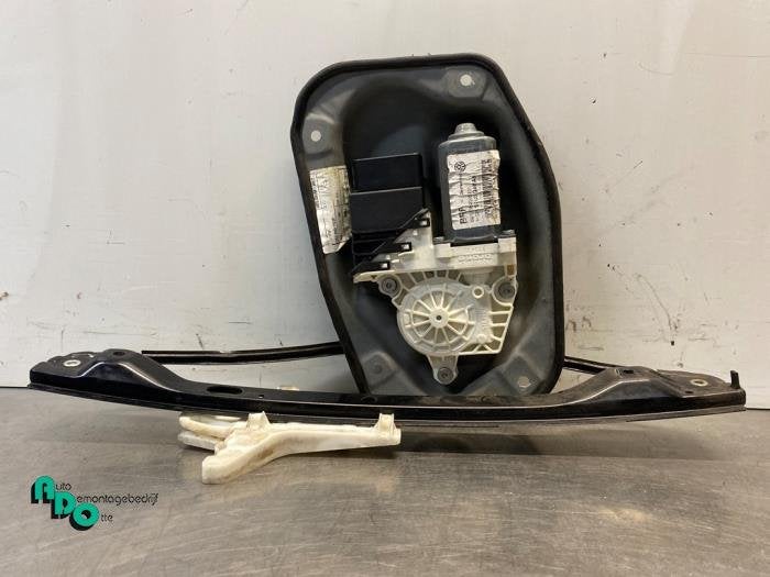 Ruitmechaniek 4Deurs links-achter van een Volkswagen Golf (G, Gebruikt, -, Volkswagen, -