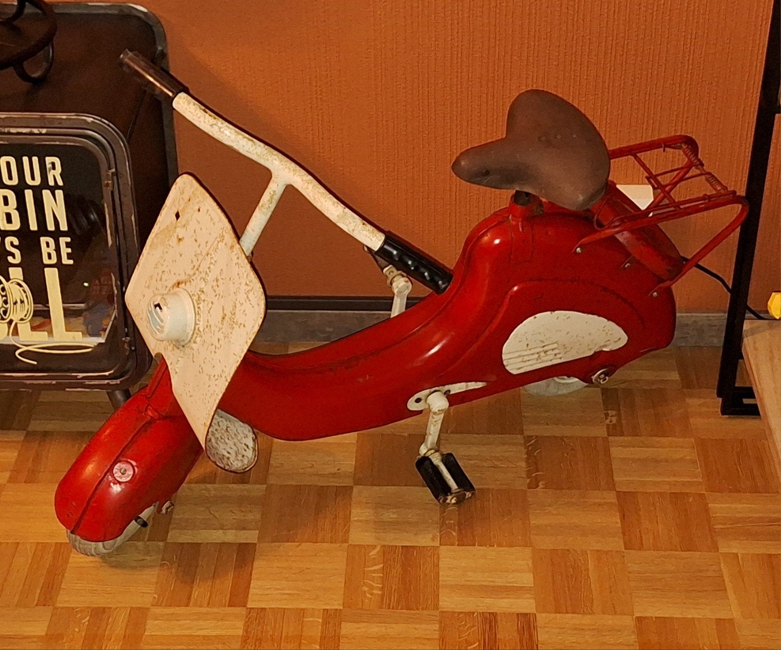 Vespa Ferbedo, voiture à pédales, trottinette, vélo à pédale, Antiquités & Art, Enlèvement
