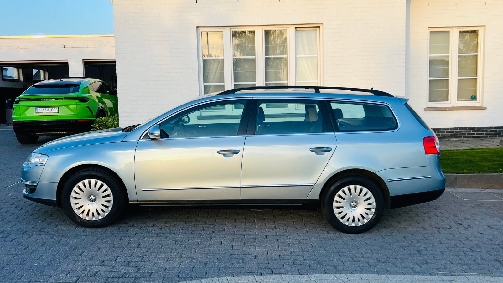 VW PASSAT 1.6 FSI * 80.000 KM * BENZINE * Zeer proper *, Auto's, Bedrijf, 5 deurs, Euro 4, Onderhoudsboekje