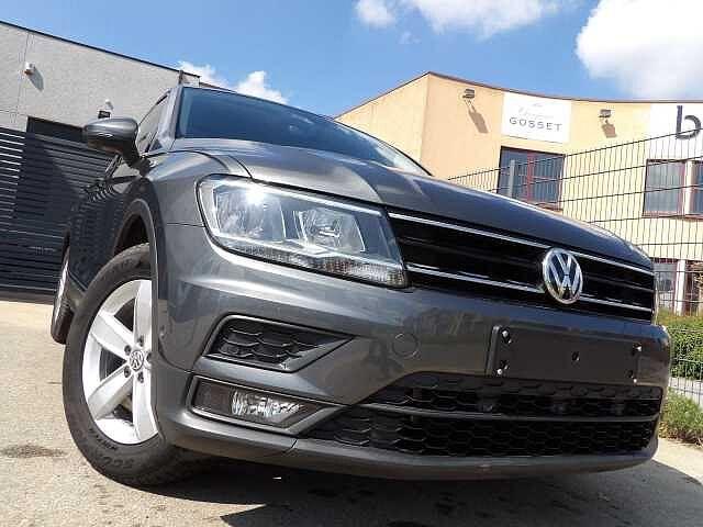 Volkswagen Tiguan 1.5 TSI ACT Comfortline - camera 360°, Autos, Argent ou Gris, Achat, Euro 6, Entreprise